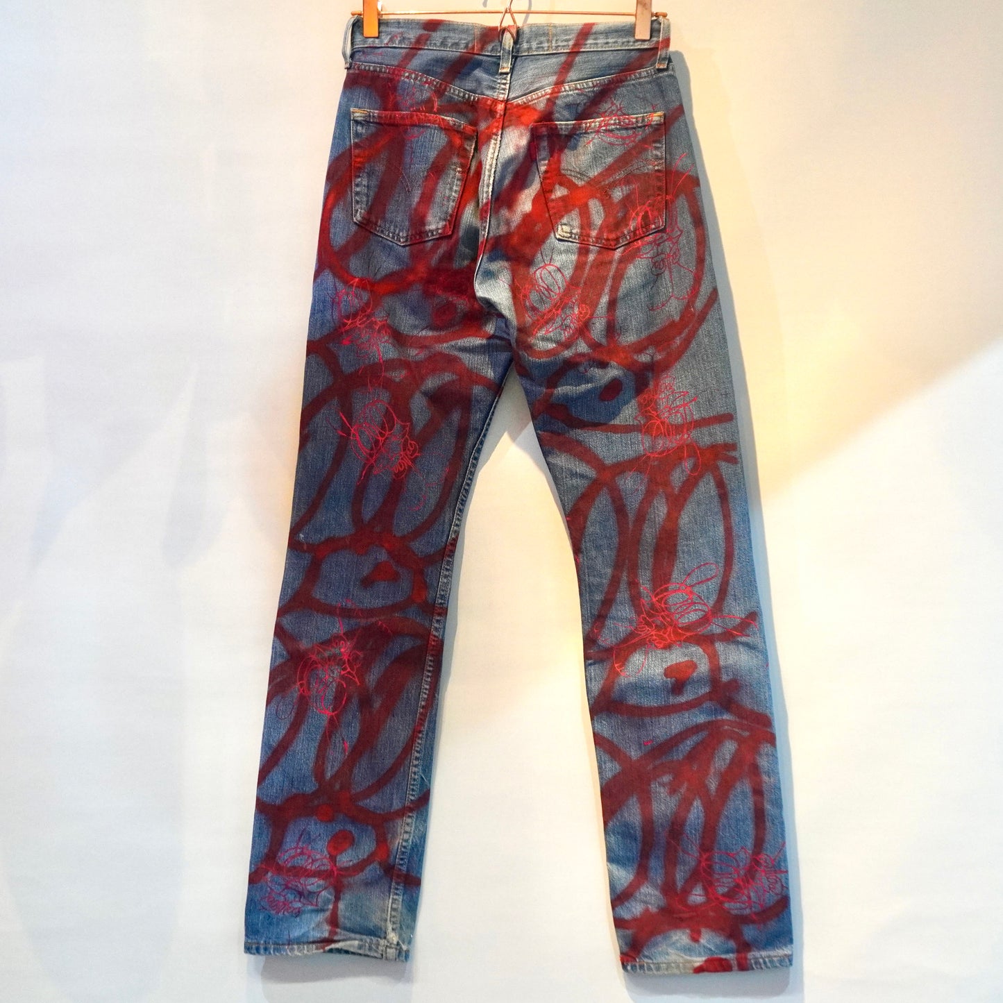 SKOLOCT SPRAY PAINTED JEANS - 27