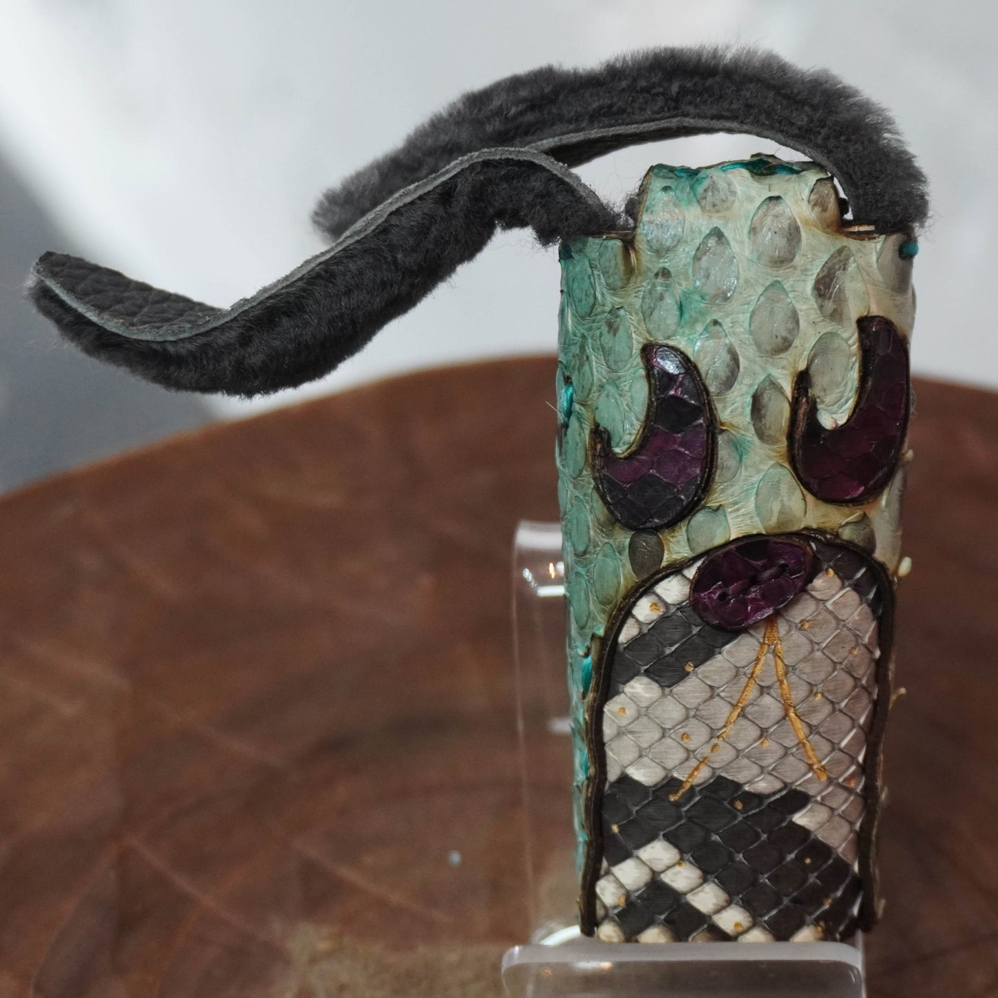 SKOLOCT LIGHTER CASE - PYTHON