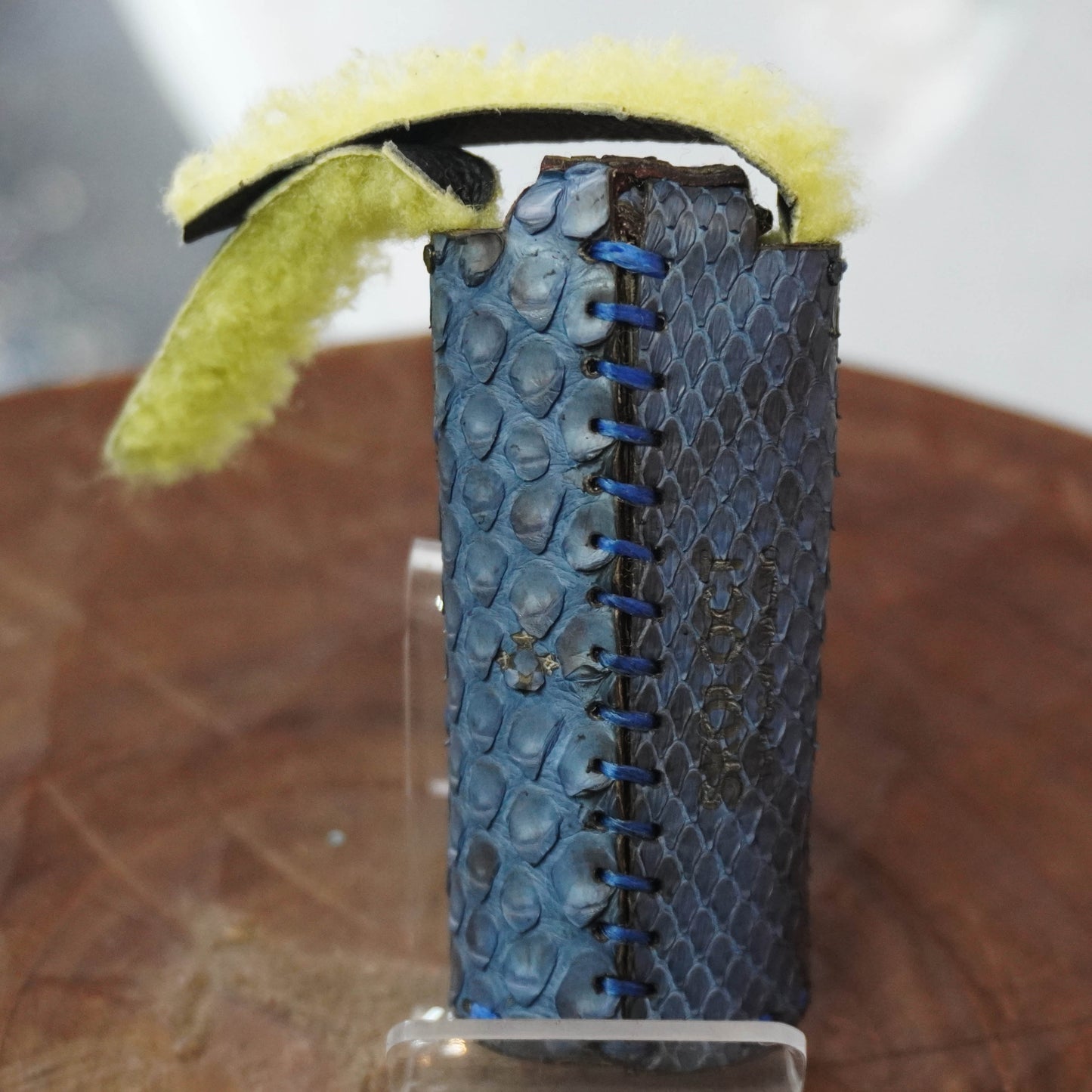 SKOLOCT LIGHTER CASE - PYTHON