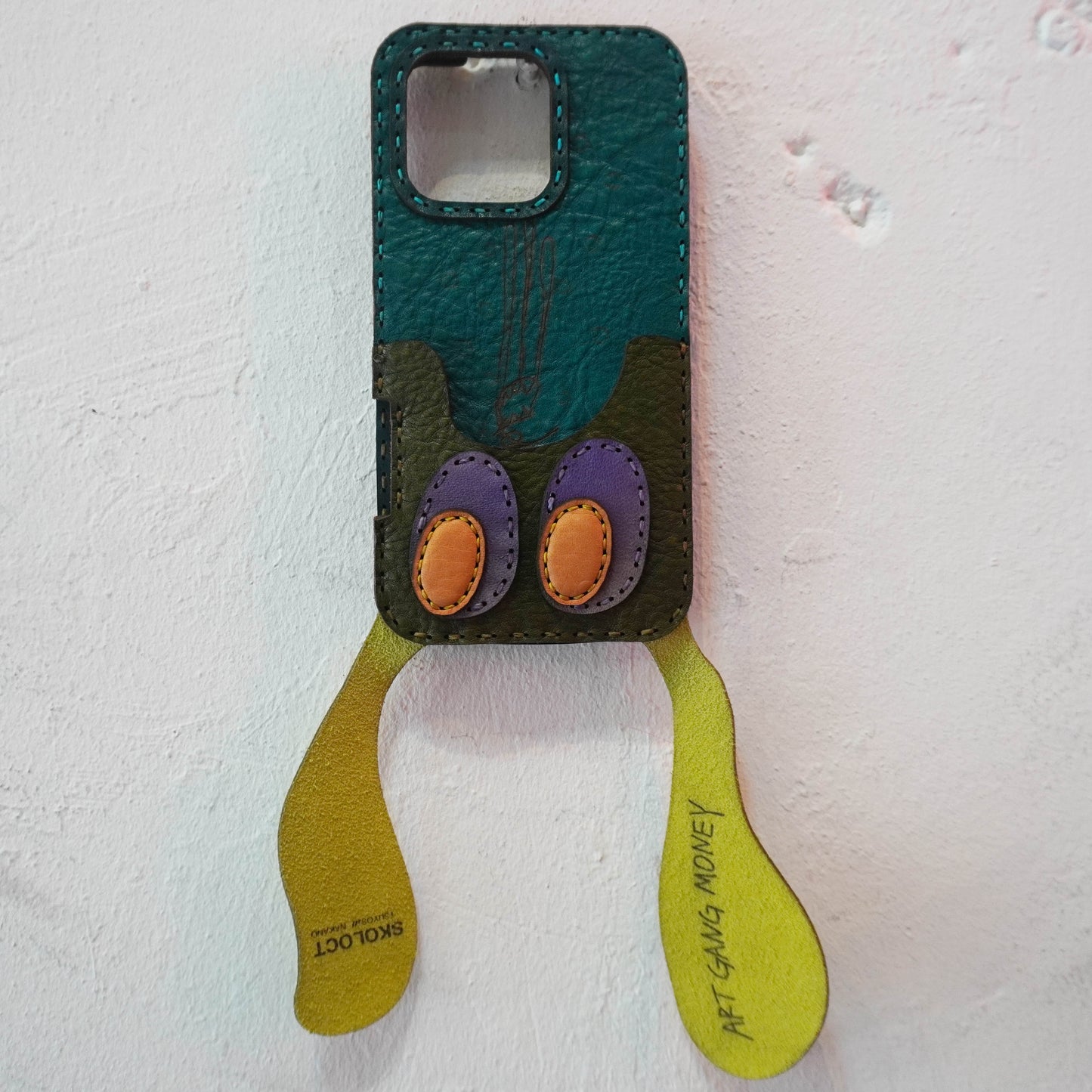 LEATHER PHONE CASE - iPhone 16 PRO MAX