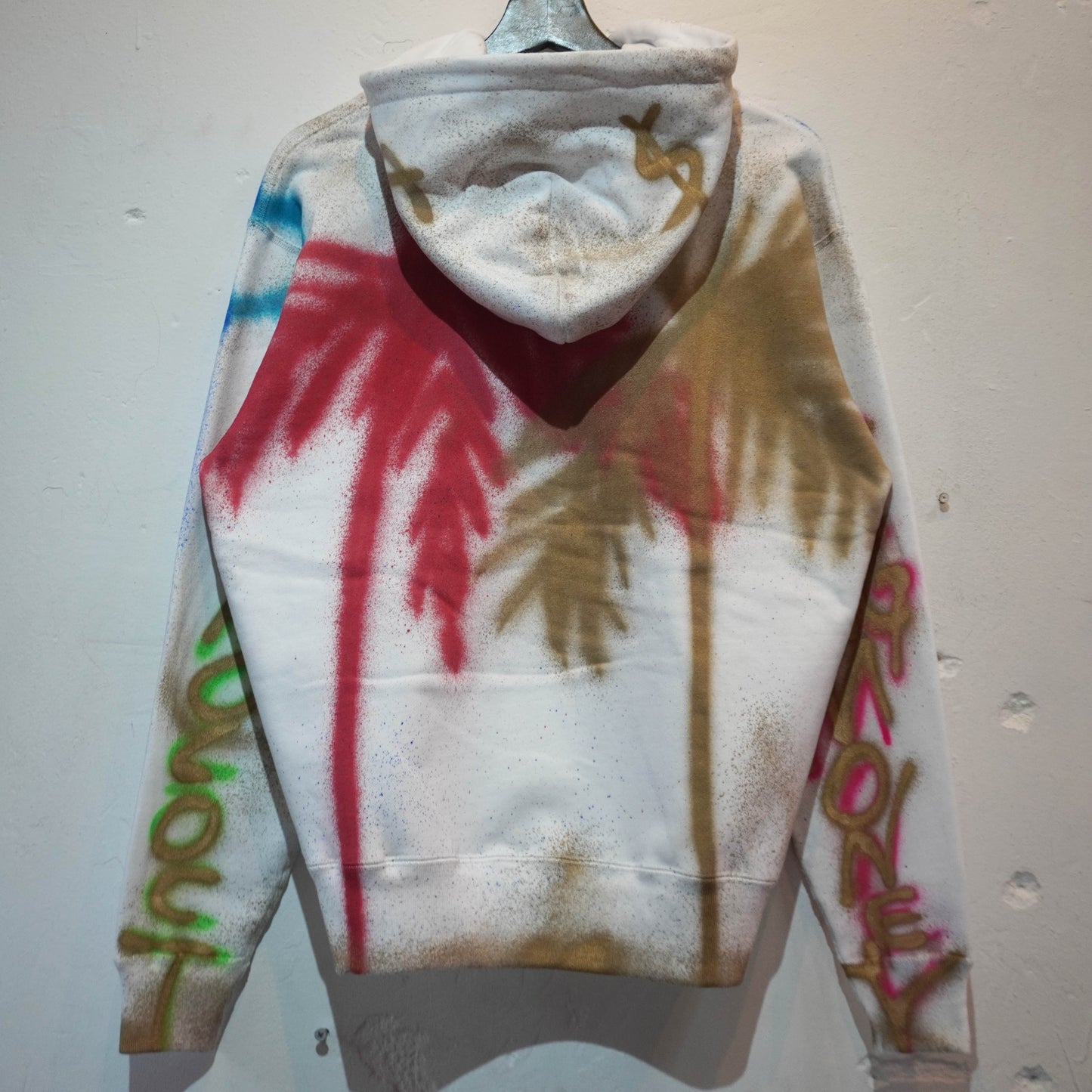 SKOLOCT SPRAY PAINTED ZIP HOODIE (M)