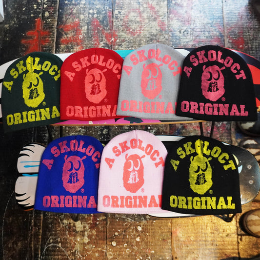 A SKOLOCT ORIGINAL BEANIE