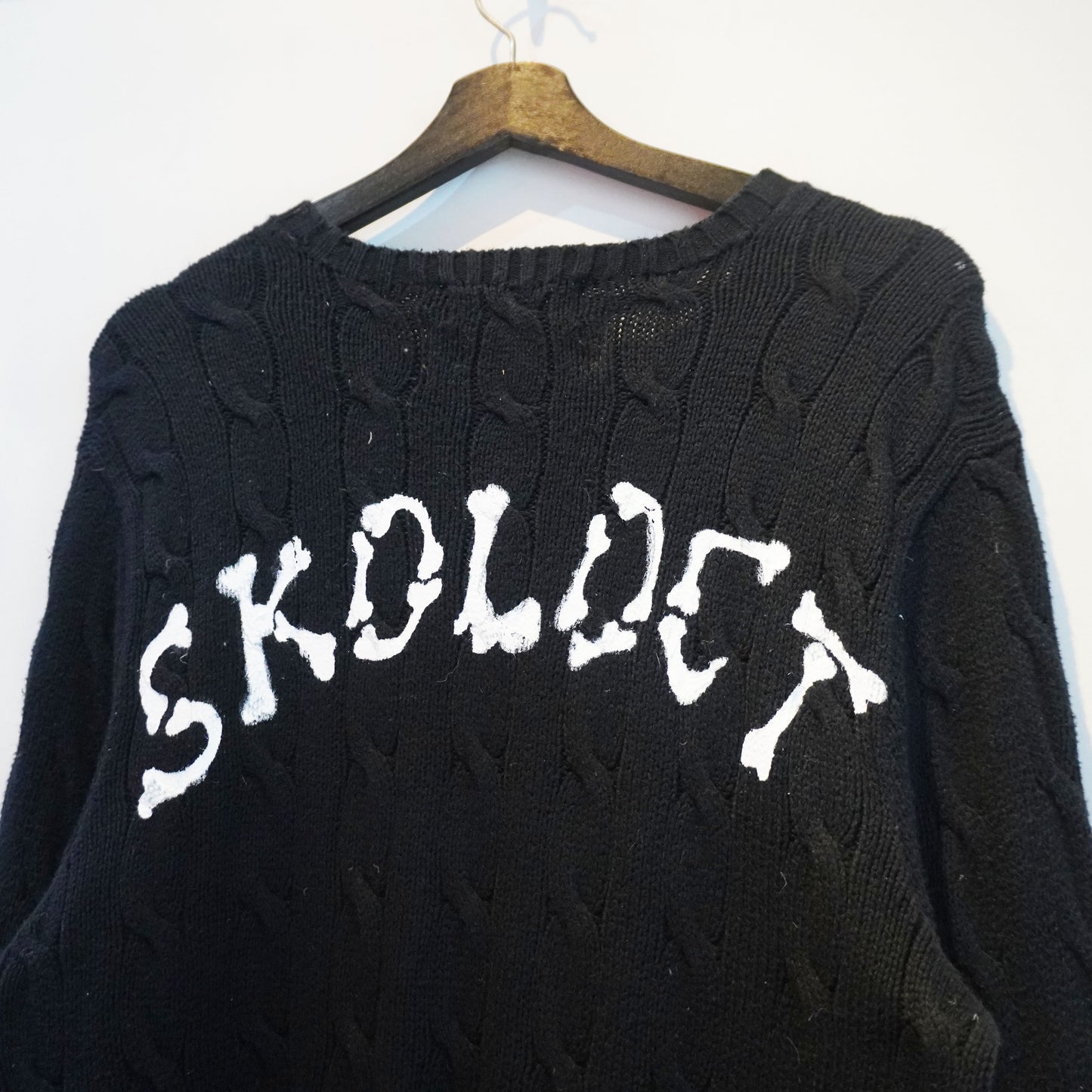 SKO FACE BONE REMAKE KNIT SWEATER