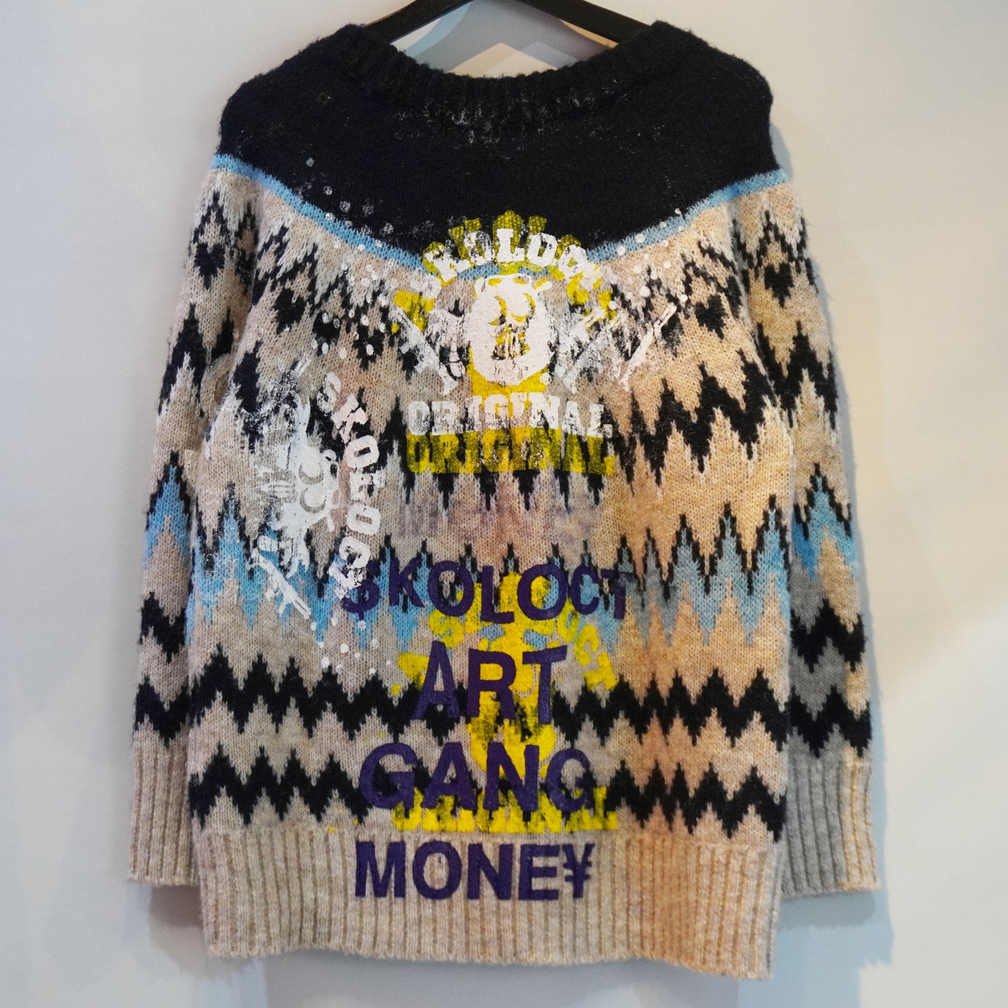 SKOLOCT ANGEL FACE REMAKE KNIT SWEATER