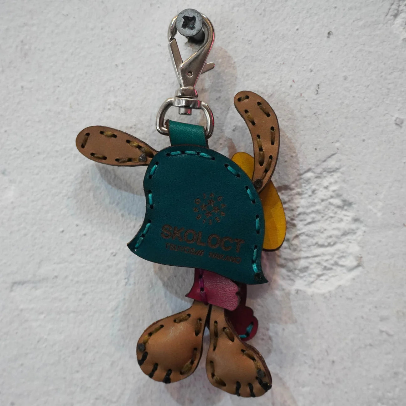 LEATHER KEYCHAIN "FINGER"