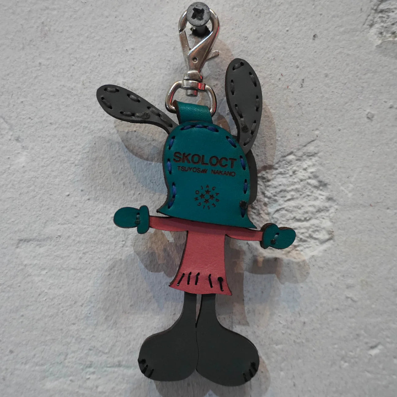 LEATHER KEYCHAIN "CROSS"