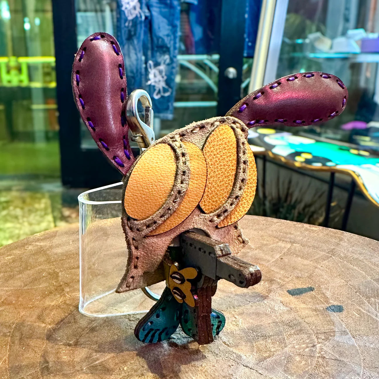 LEATHER KEYCHAIN "UZI"