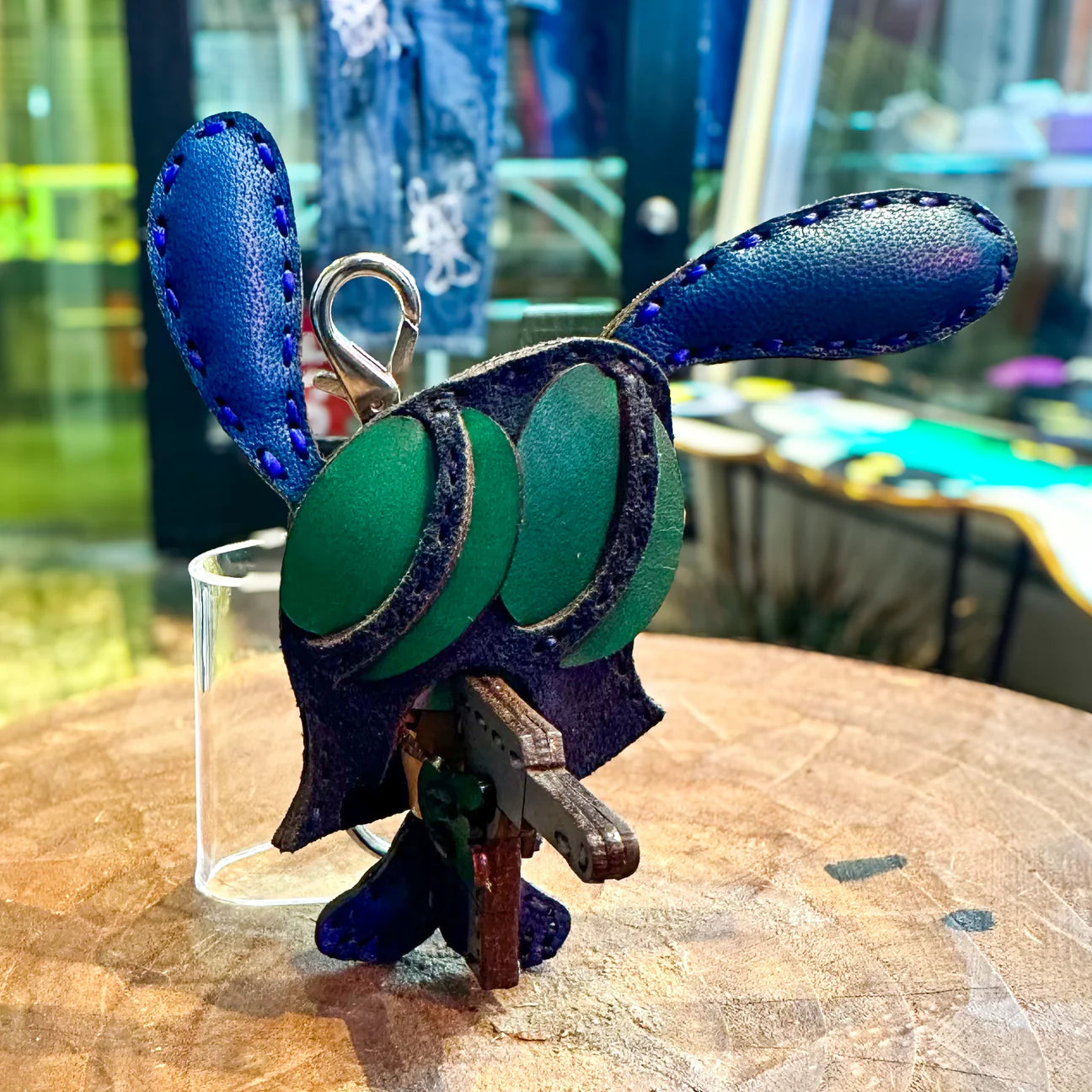 LEATHER KEYCHAIN "UZI"