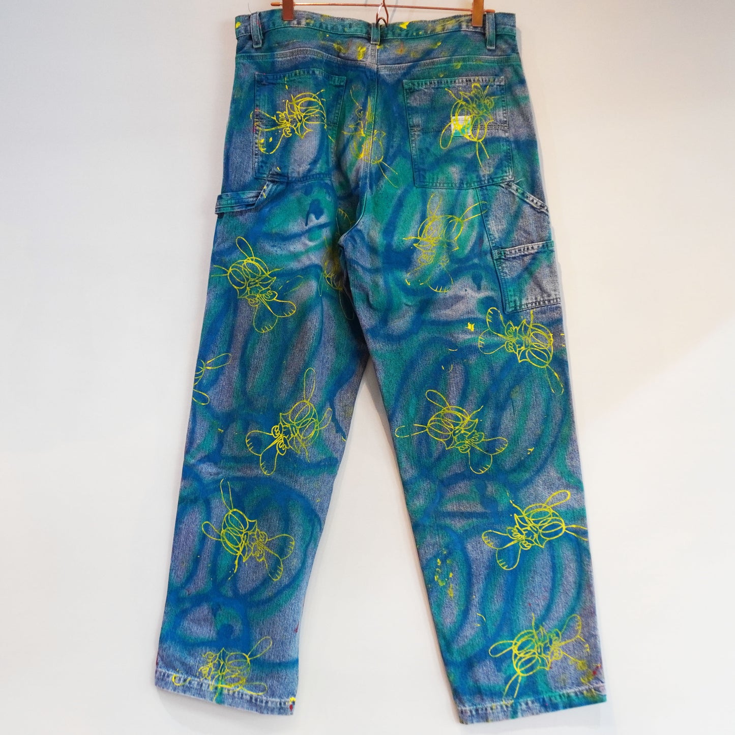 SKOLOCT SPRAY PAINTED JEANS - 34