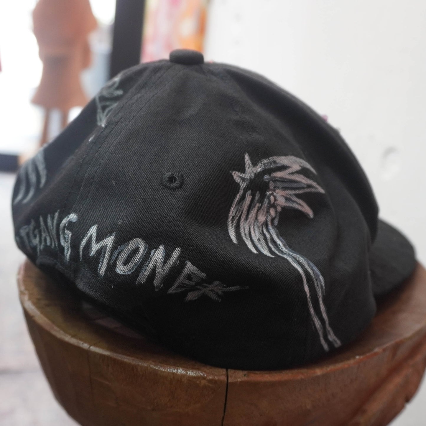 SKOLOCT PAINTED CAP (RHINESTONE)