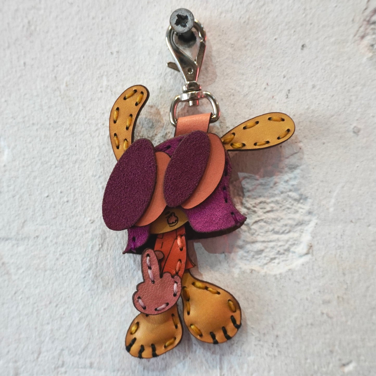 LEATHER KEYCHAIN "FINGER" (COLORS v2)