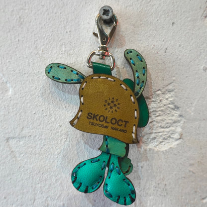 LEATHER KEYCHAIN "FINGER" (COLORS v2)