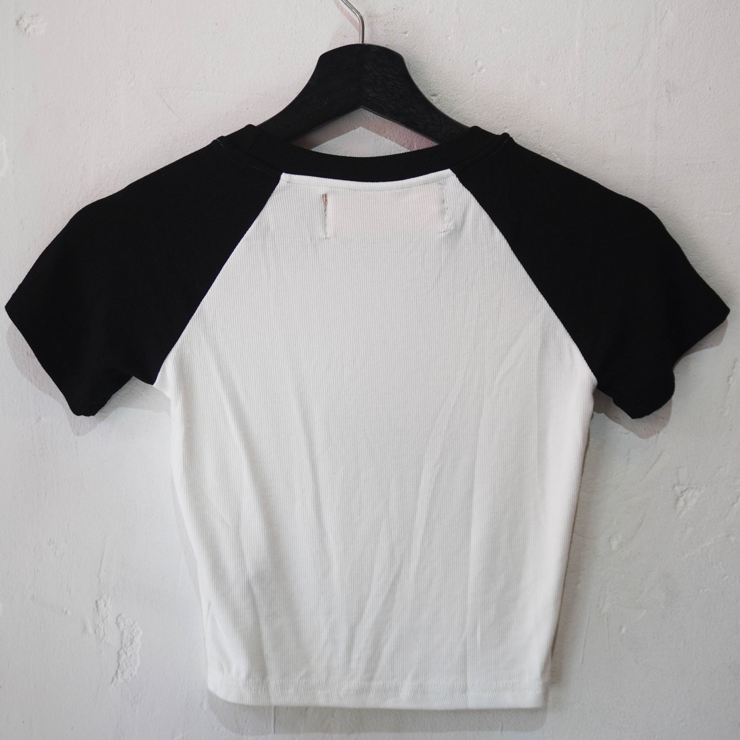 SKOLOCT FINGER SLOGAN RAGLAN LADIES TOP