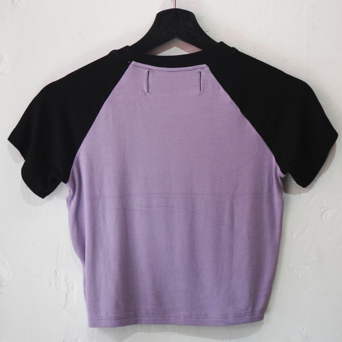 SKOLOCT FINGER SLOGAN LADIES RAGLAN TOP