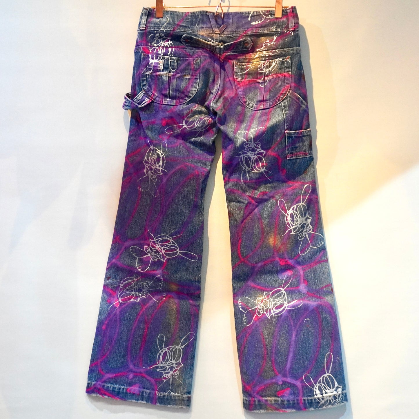 SKOLOCT SPRAY PAINTED JEANS - 31