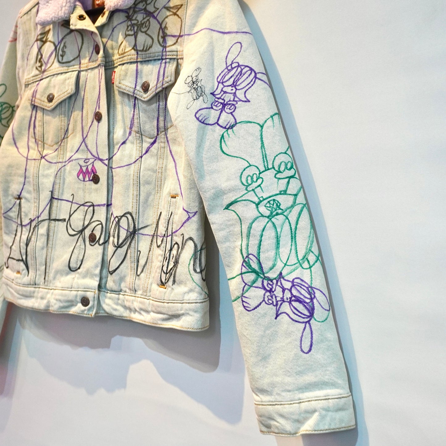 SKOLOCT HAND-DRAWN REWORKED DENIM JACKET (S)