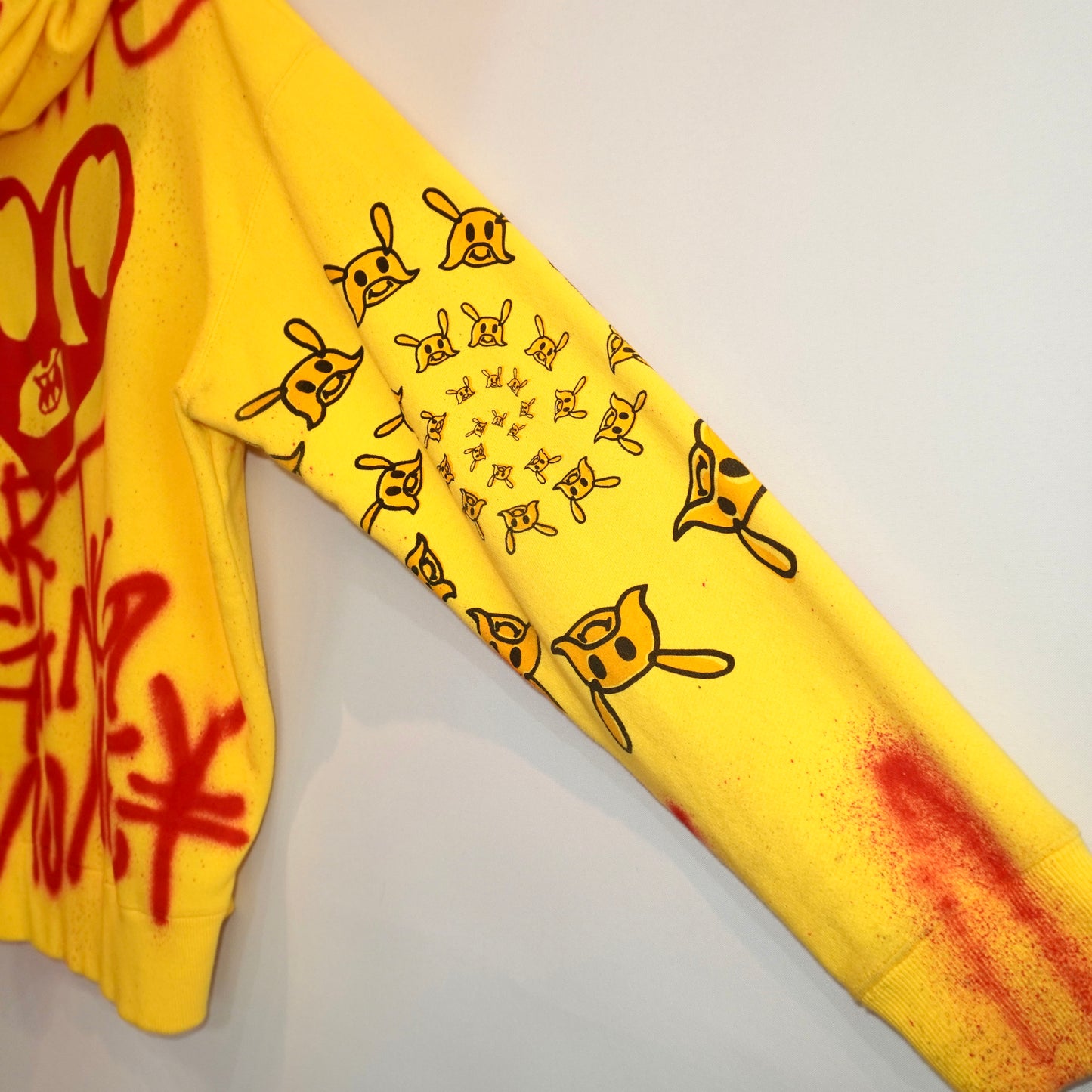 SKO HEART REWORKED HOODIE (L)