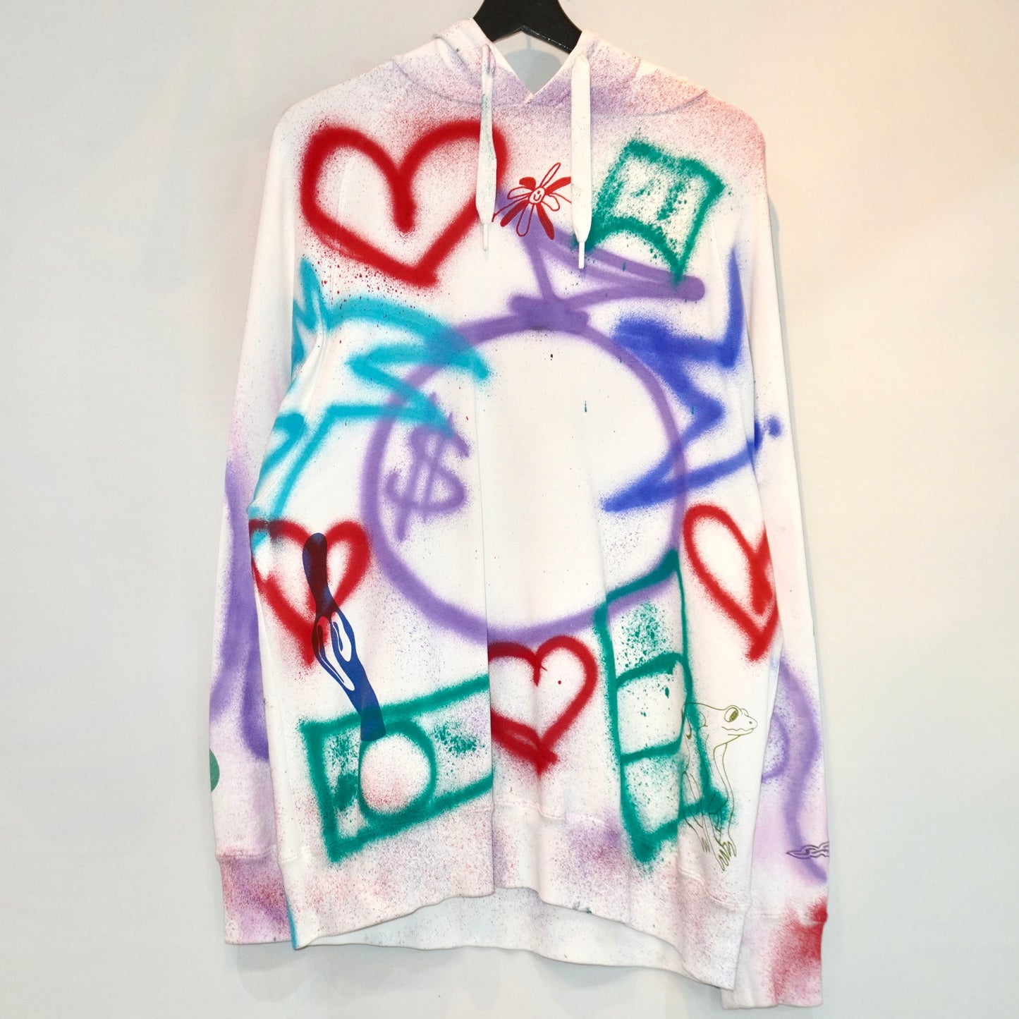 SKOLOCT SPRAY PAINTED REWORKED DICE HOODIE (M)