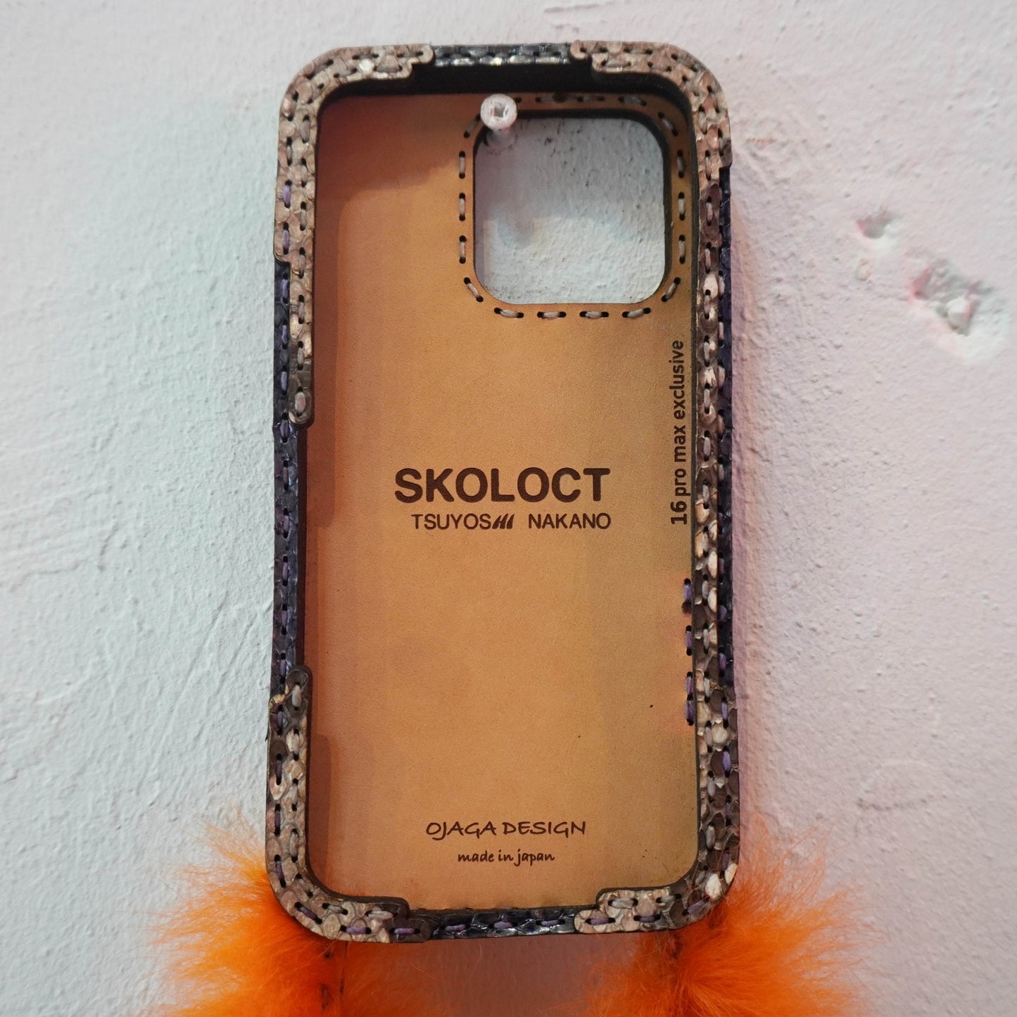 LEATHER PHONE CASE PYTHON - iPhone 16 PRO MAX