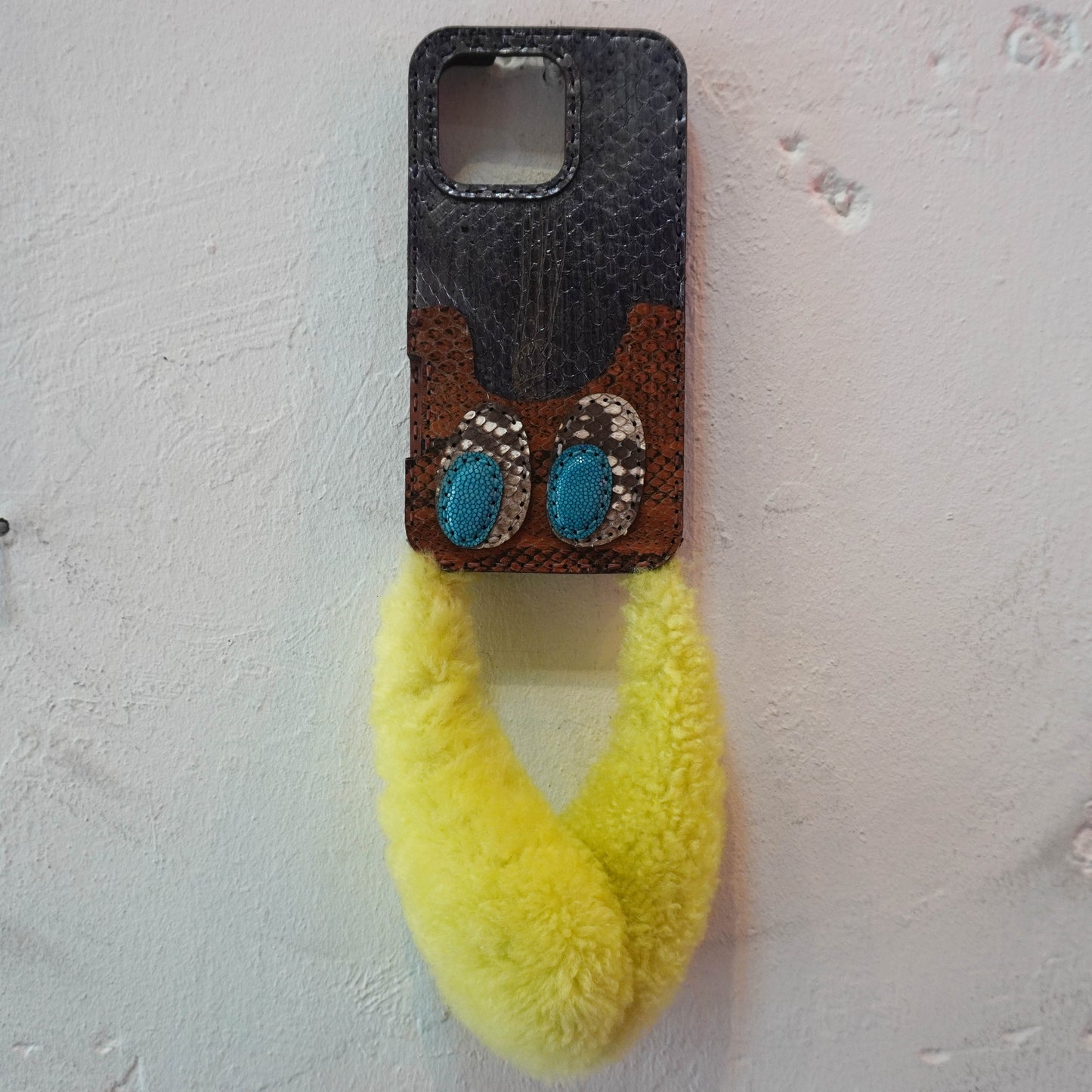 LEATHER PHONE CASE PYTHON - iPhone 16 PRO MAX