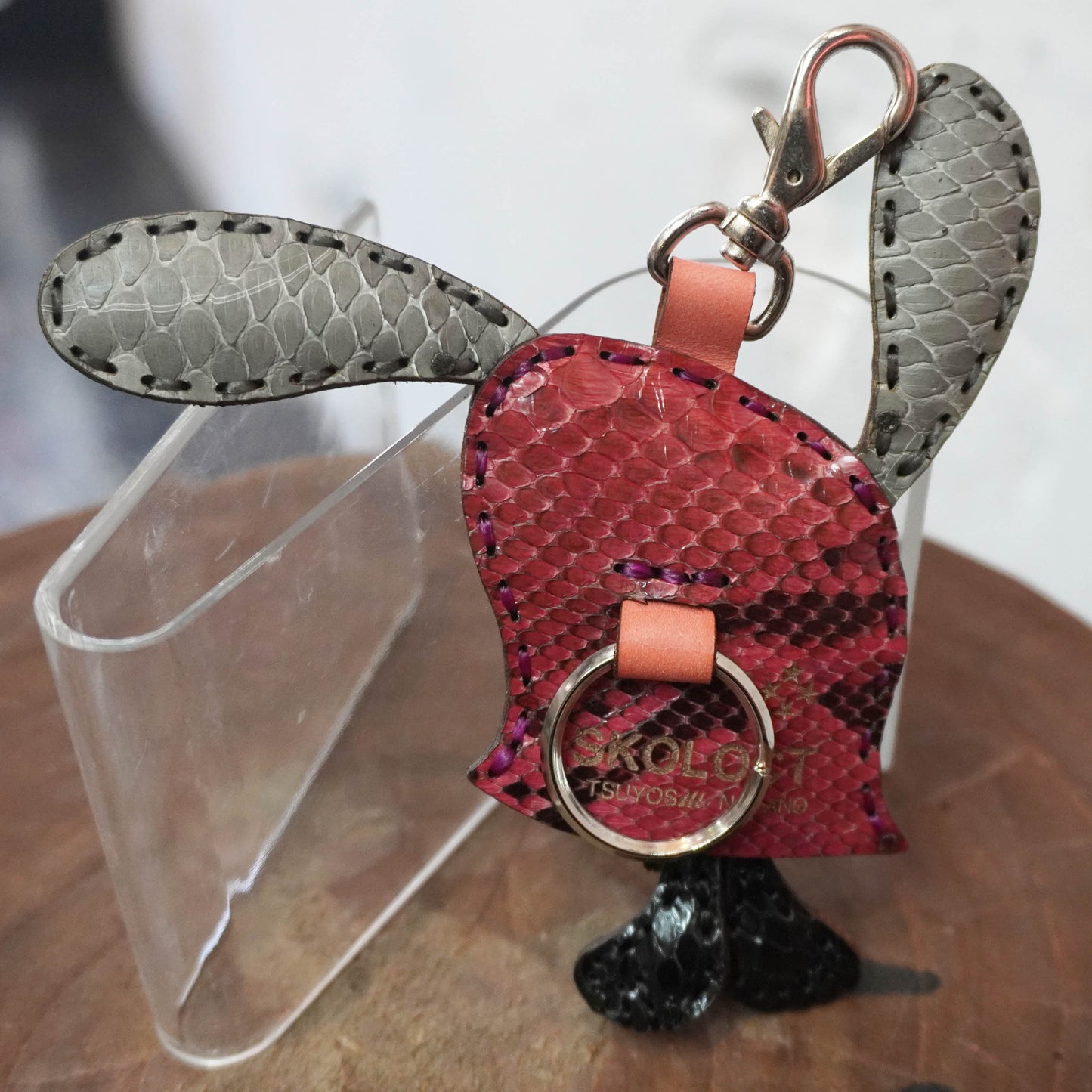LEATHER KEYCHAIN "UZI" - PYTHON