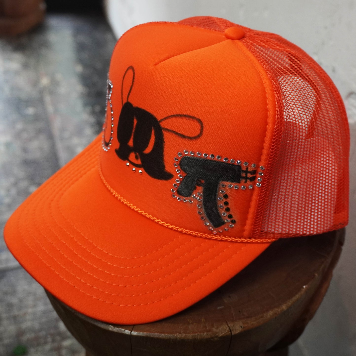 SKOLOCT PAINTED MESH CAP (RHINESTONE)