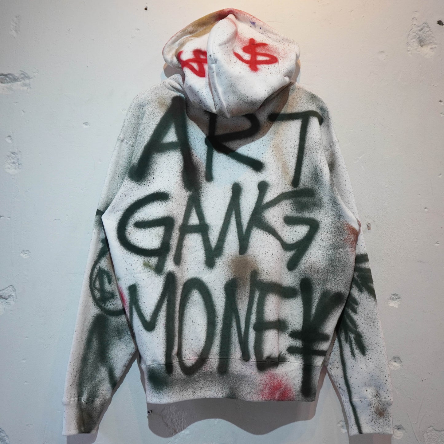 SKOLOCT SPRAY PAINTED ZIP HOODIE (L)