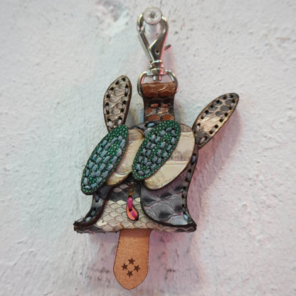 LEATHER KEY COVER - SPIRAL EYES/PYTHON