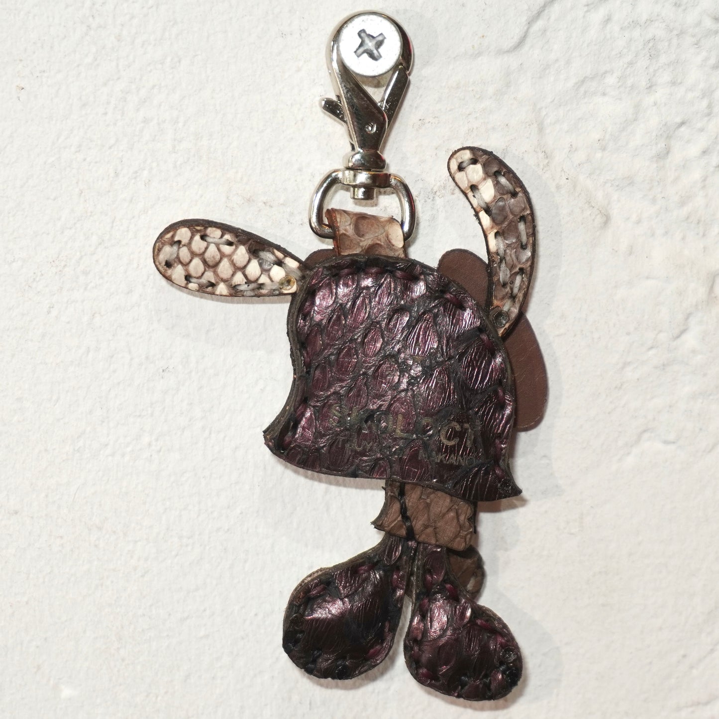 LEATHER KEYCHAIN "FINGER" - PYTHON