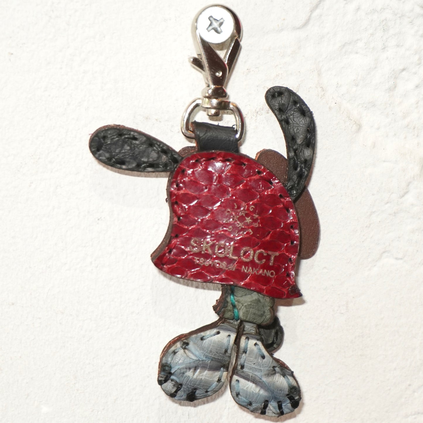 LEATHER KEYCHAIN "FINGER" - PYTHON
