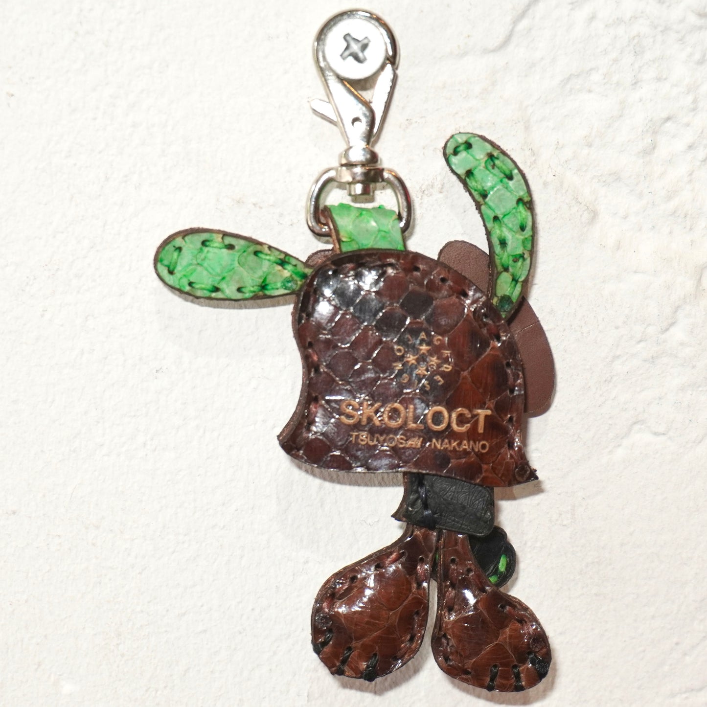 LEATHER KEYCHAIN "FINGER" - PYTHON