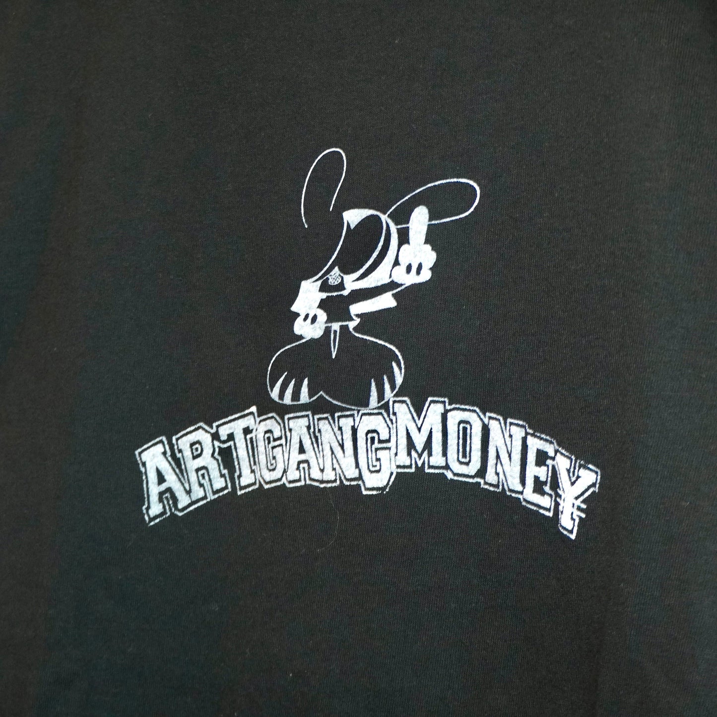 SKOLOCT ART GANG MONEY FINGER T-SHIRT