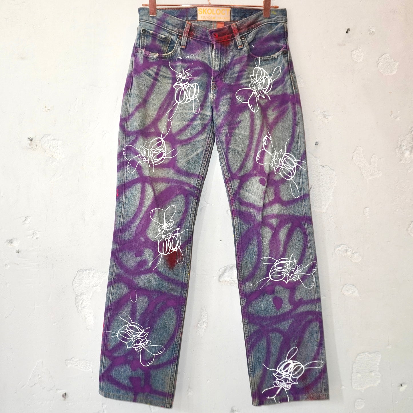 SKOLOCT SPRAY PAINTED JEANS - 29