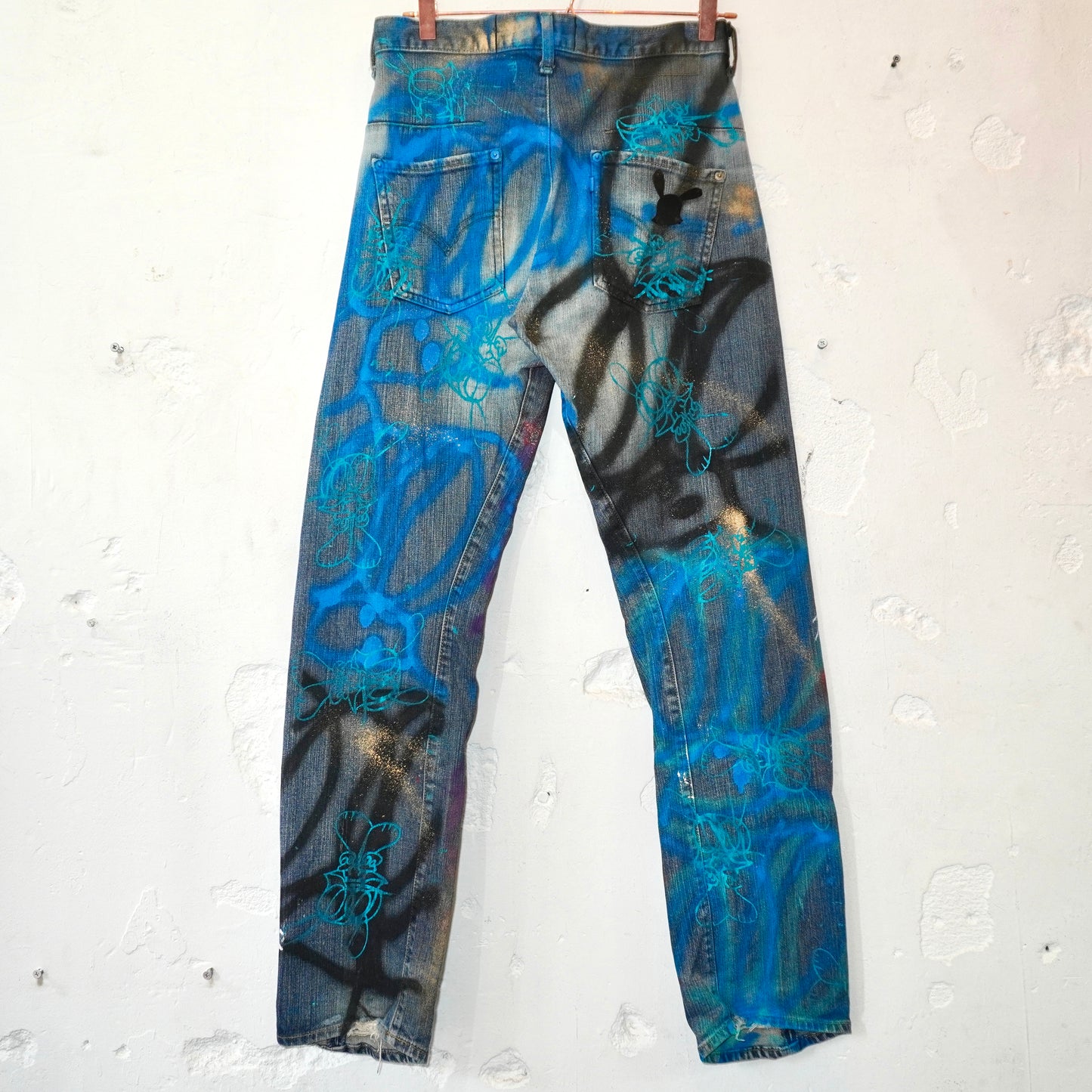 SKOLOCT SPRAY PAINTED JEANS - 30