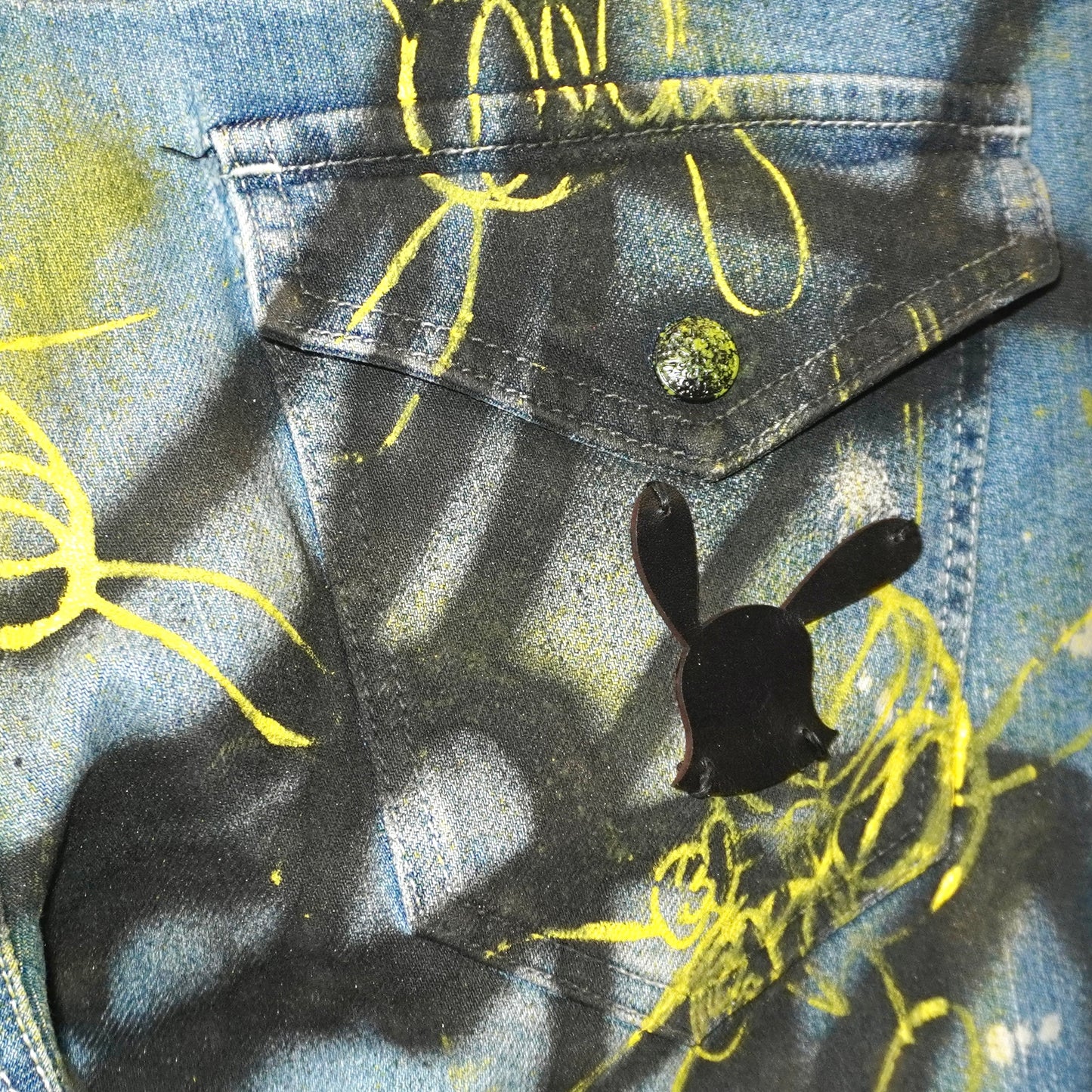 SKOLOCT SPRAY PAINTED JEANS - 30