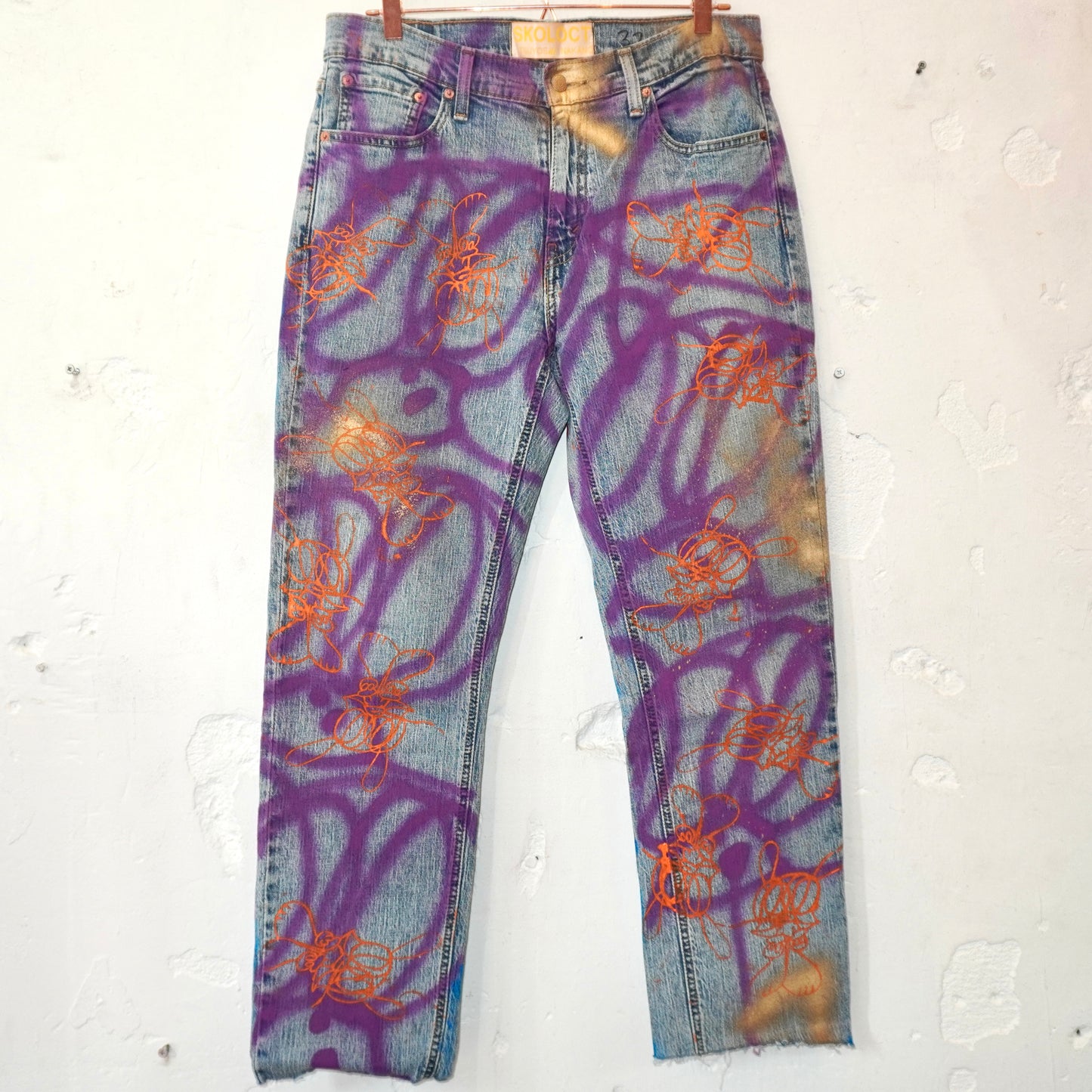 SKOLOCT SPRAY PAINTED JEANS - 32