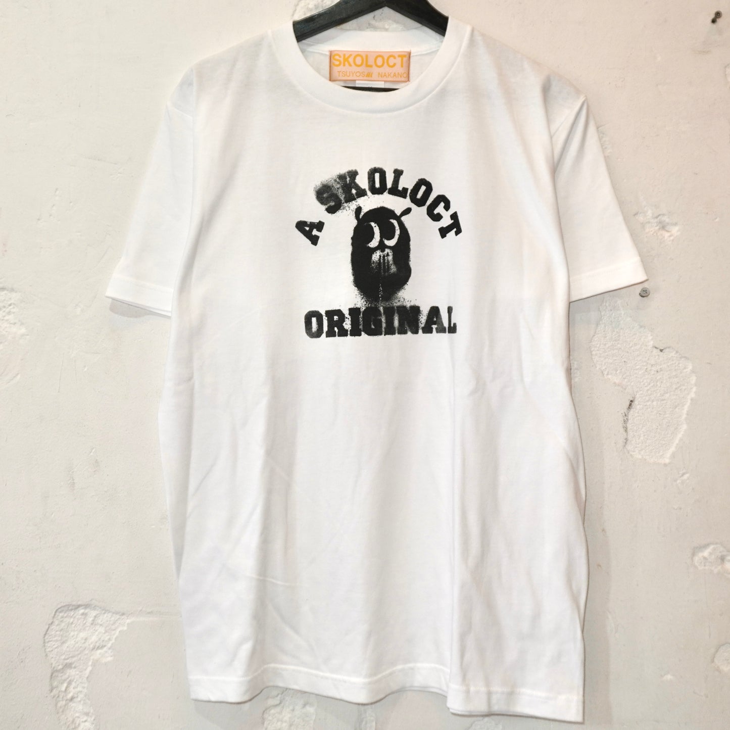 A SKOLOCT ORIGINAL STENCIL T-SHIRT (WHITE)