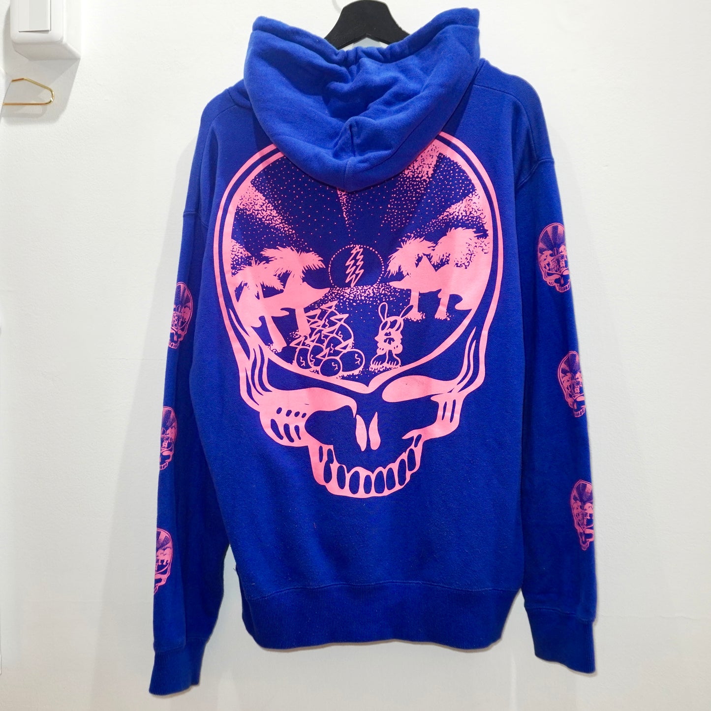 SKOLOCT SKO SKULL TIDE HOODIE