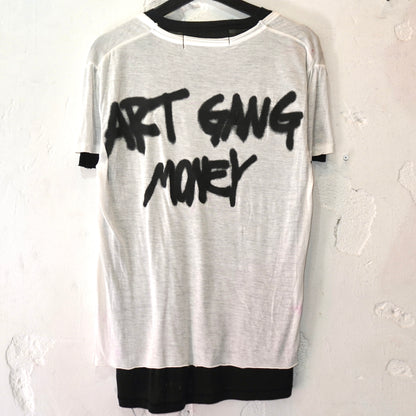 SKOLOCT SKOOPY REMAKE V-NECK T-SHIRT
