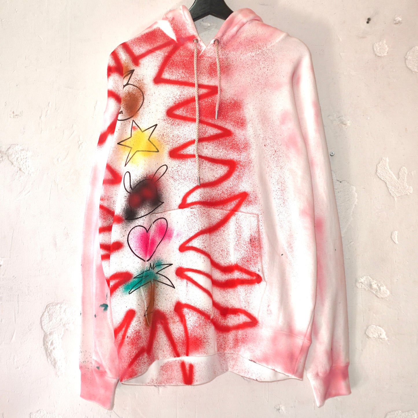 SKOLOCT SPRAY PAINTED REMAKE HOODIE (XL)