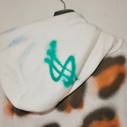 SKOLOCT SPRAY PAINTED REMAKE HOODIE (L)