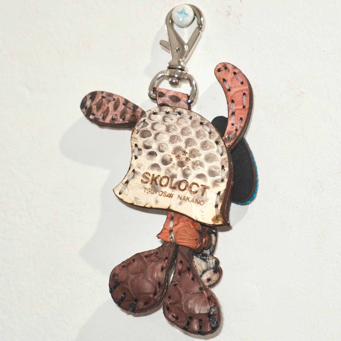 LEATHER KEYCHAIN "FINGER" - PYTHON