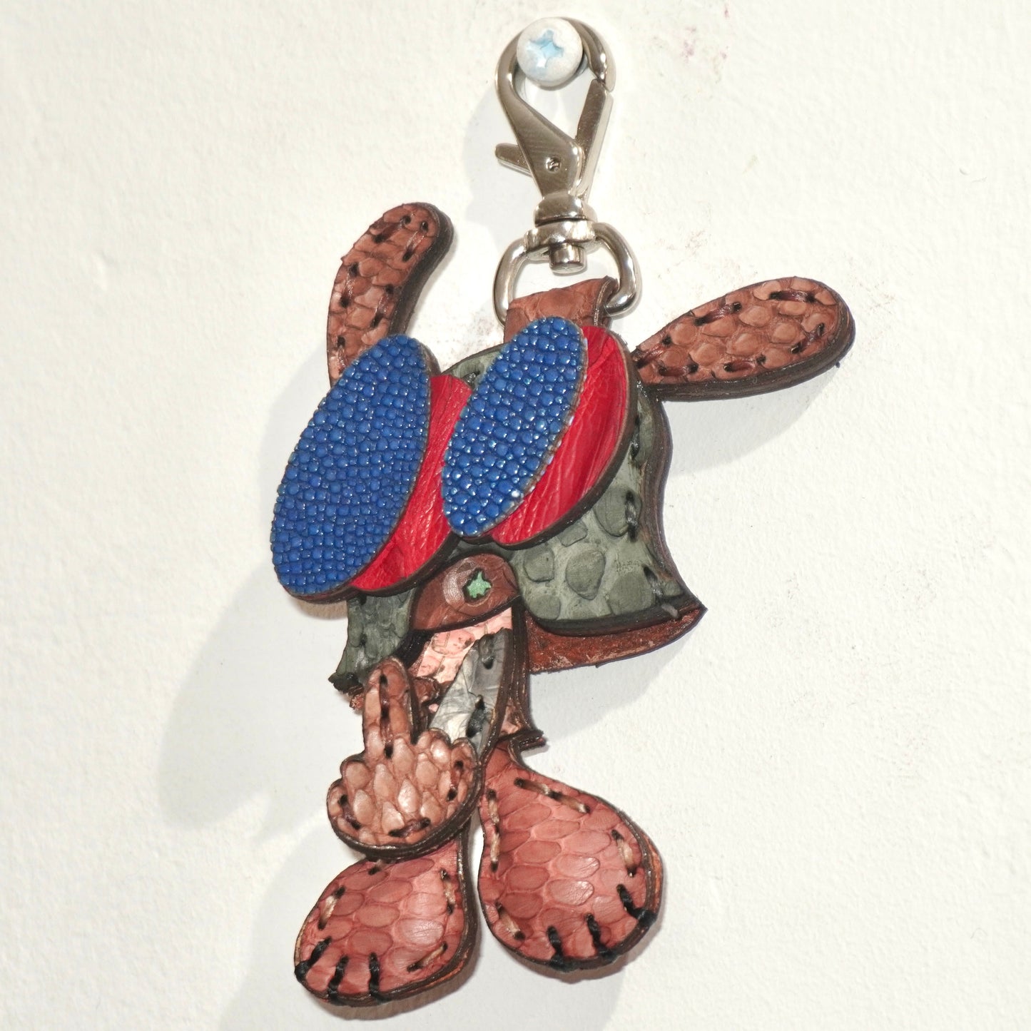 LEATHER KEYCHAIN "FINGER" - PYTHON