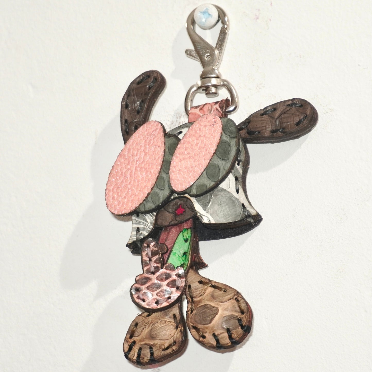 LEATHER KEYCHAIN "FINGER" - PYTHON