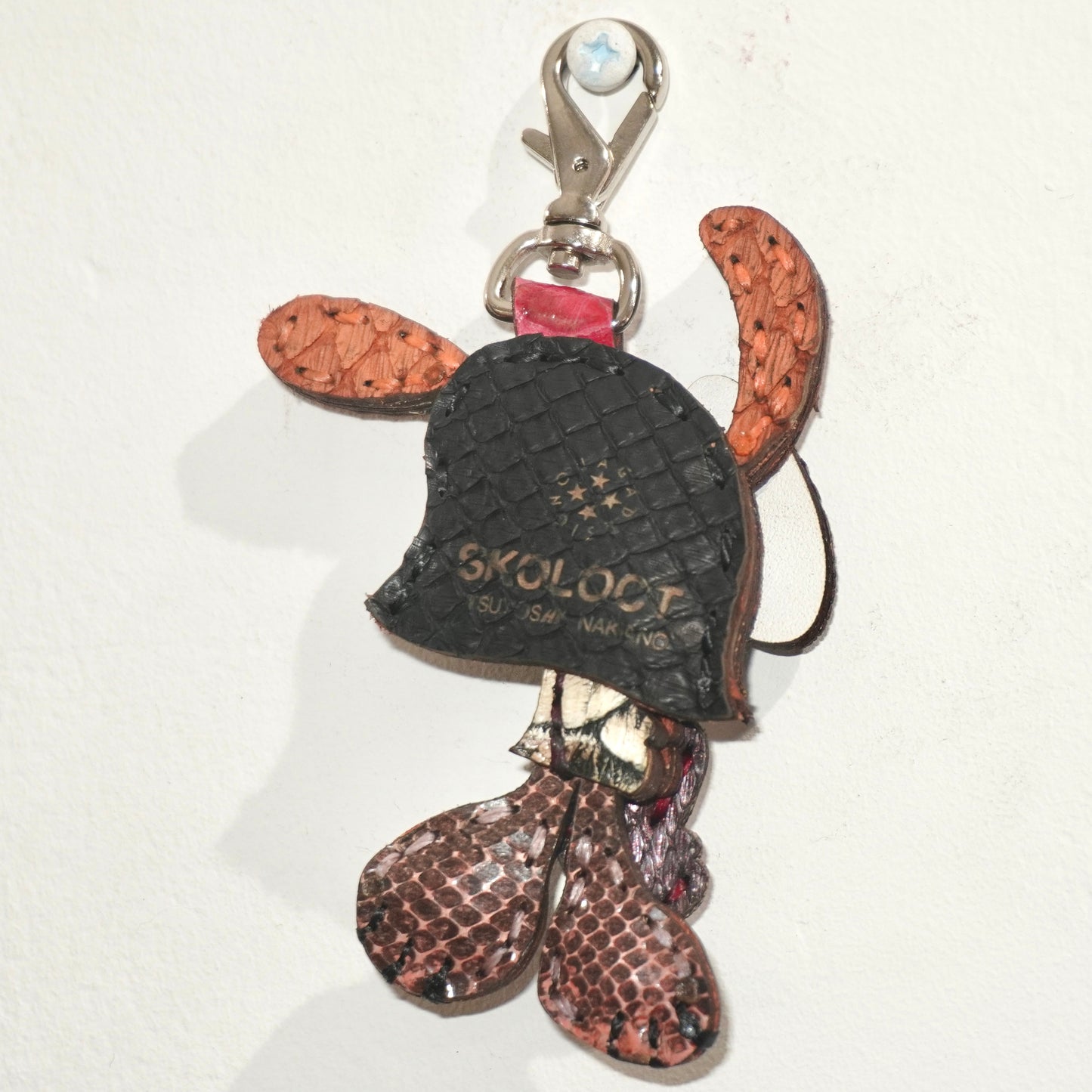 LEATHER KEYCHAIN "FINGER" - PYTHON