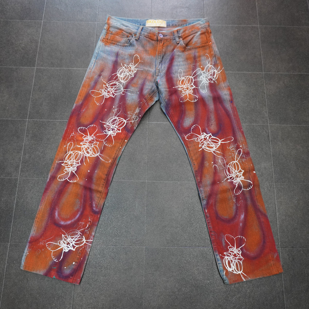 SKOLOCT SPRAY PAINTED JEANS-33