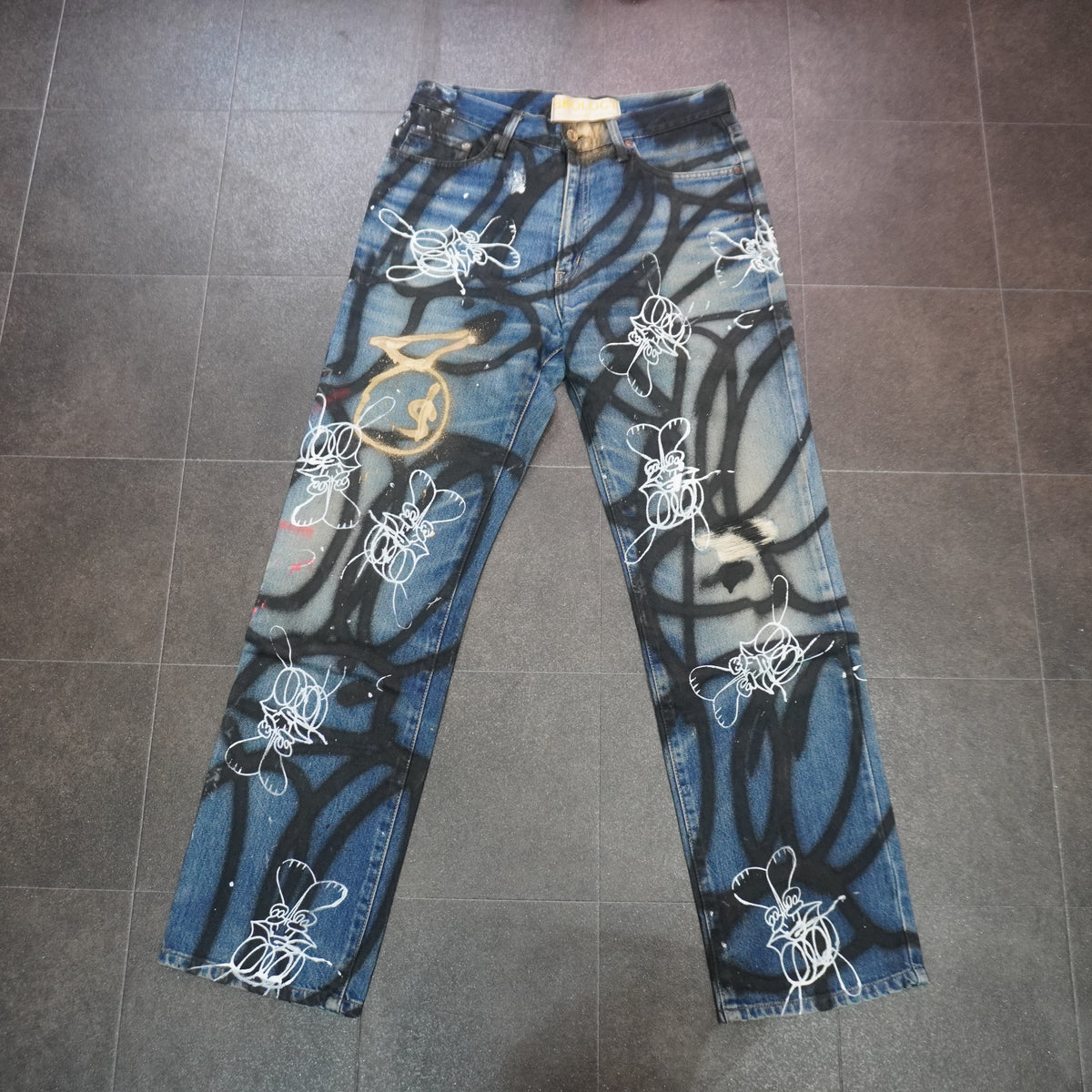 SKOLOCT SPRAY PAINTED JEANS-31