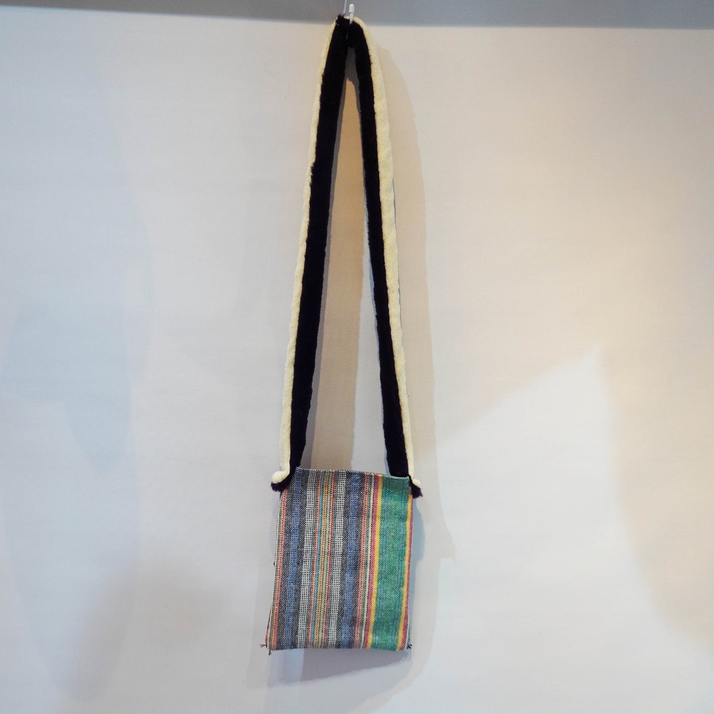 SKO FACE MESSENGER BAG