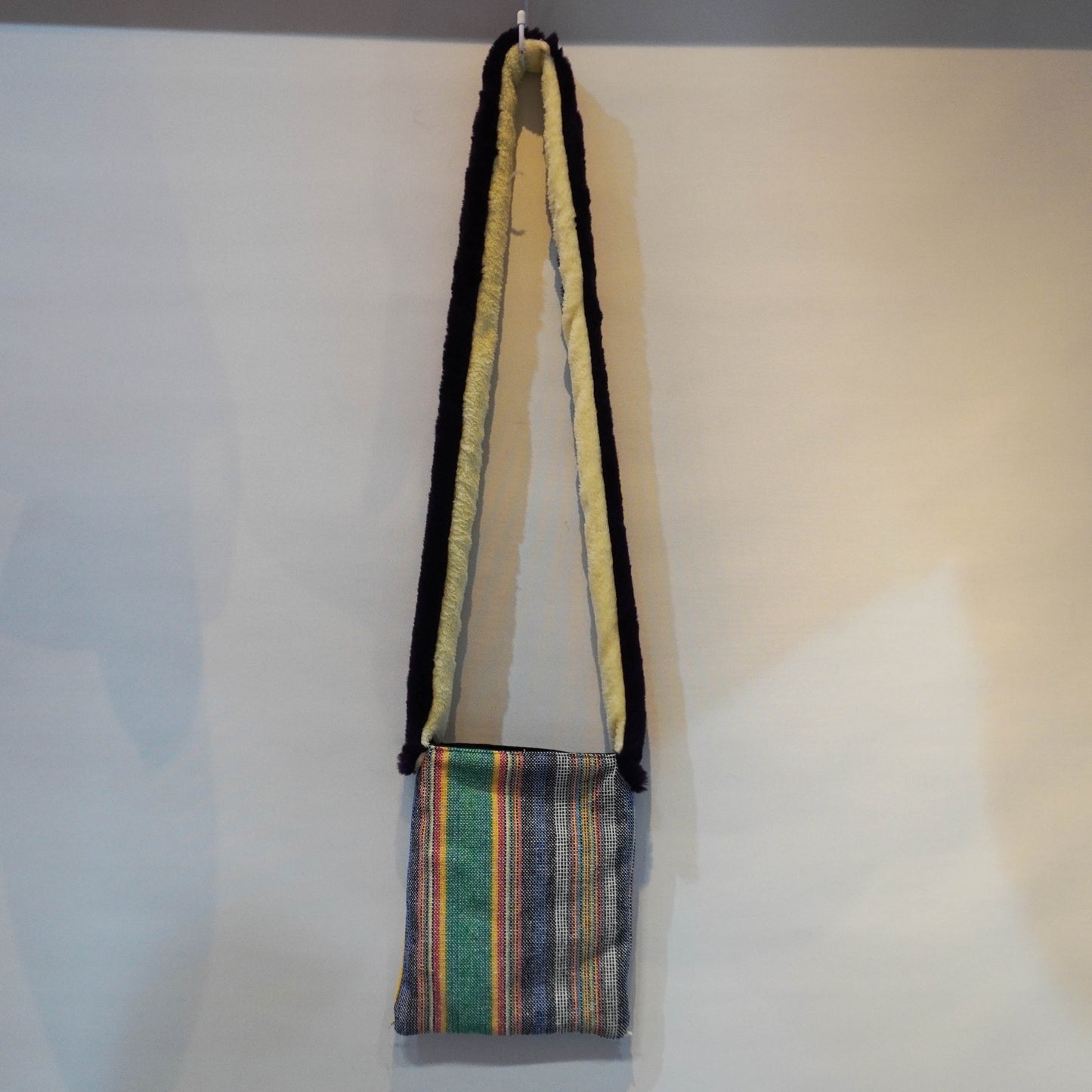 SKO FACE MESSENGER BAG