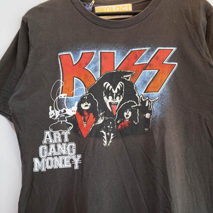 SKOLOCT KISS REMAKE T-SHIRT